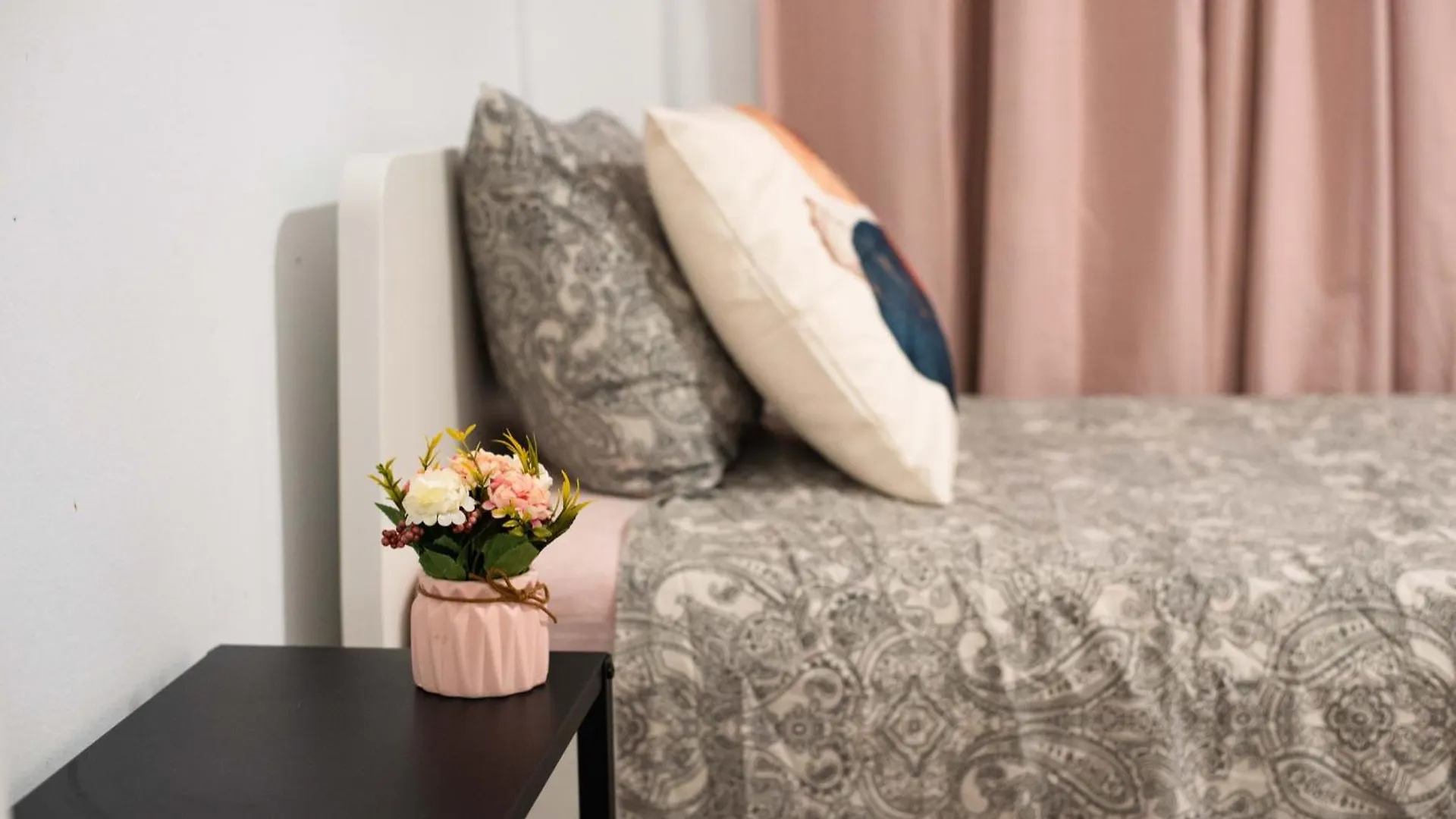 Eixample Private Rooms Barcellona Spagna