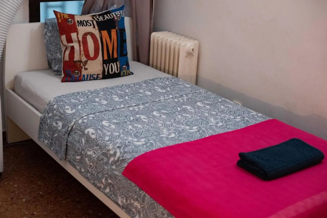 Hostel Eixample Private Rooms Barcelona Spain